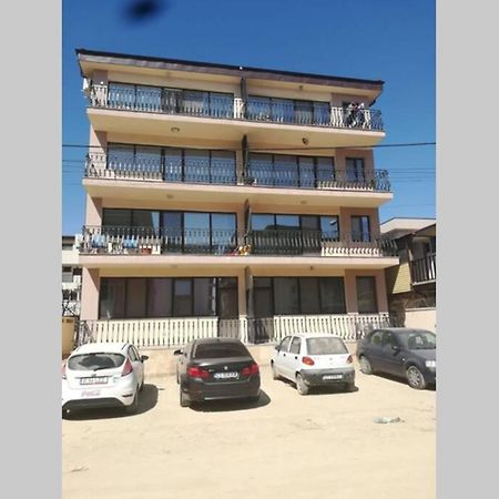 Apartament Lulu Mamaia Nord, 3 Minute De Plaja Năvodari Kültér fotó